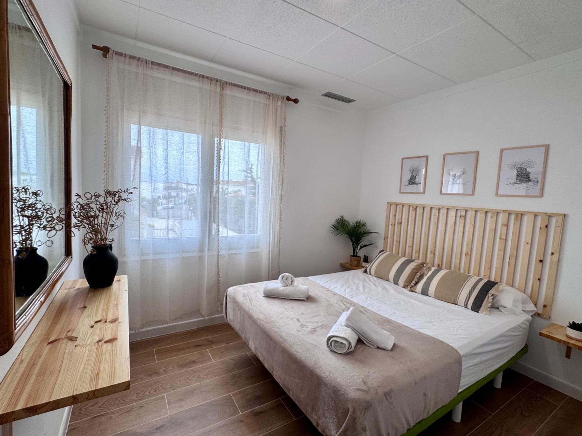 Gorgot P1 I Apartamento Con Terraza Y Piscina Comunitaria Cerca De La Playa Empuriabrava Buitenkant foto