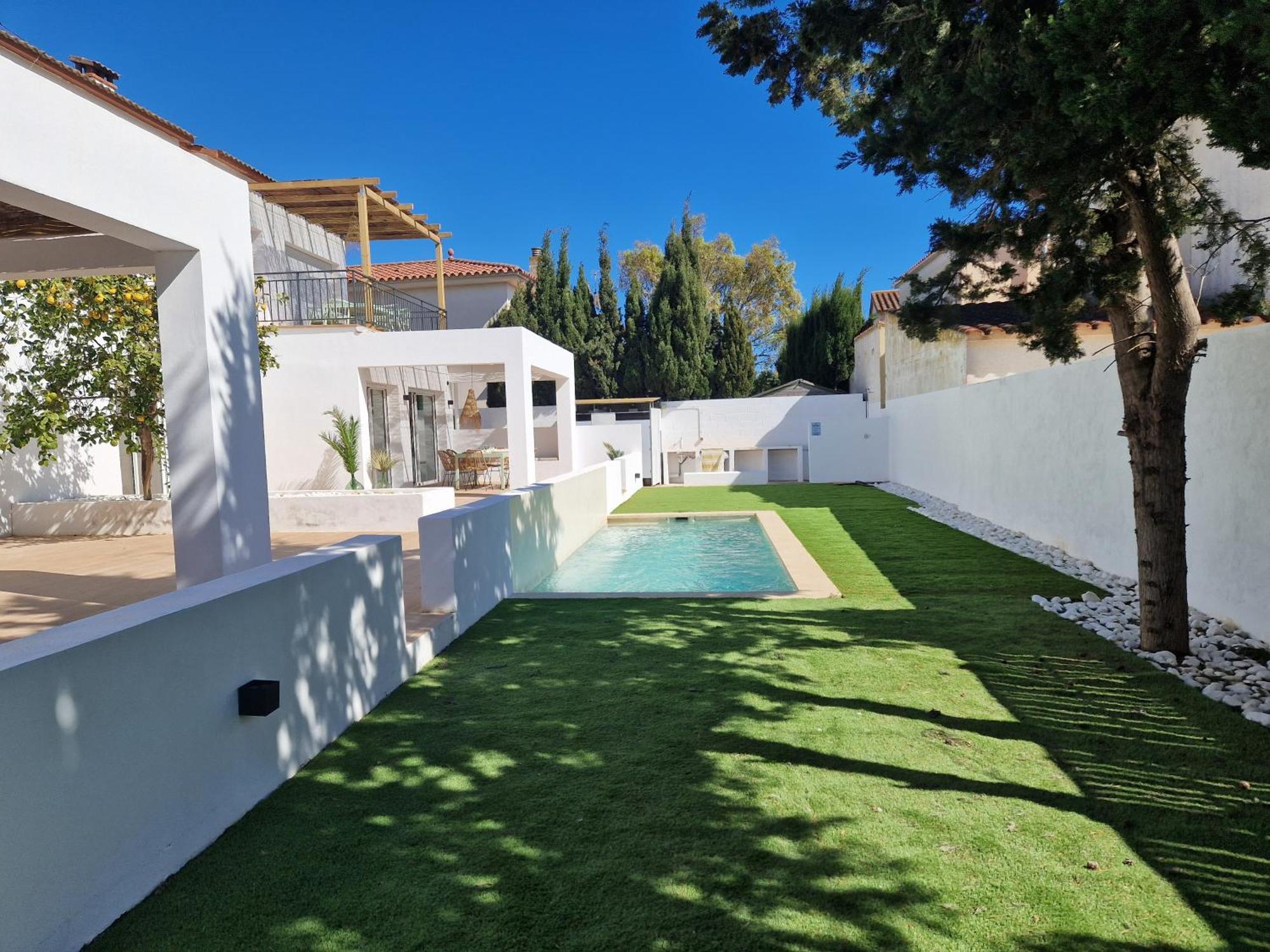 Gorgot P1 I Apartamento Con Terraza Y Piscina Comunitaria Cerca De La Playa Empuriabrava Buitenkant foto