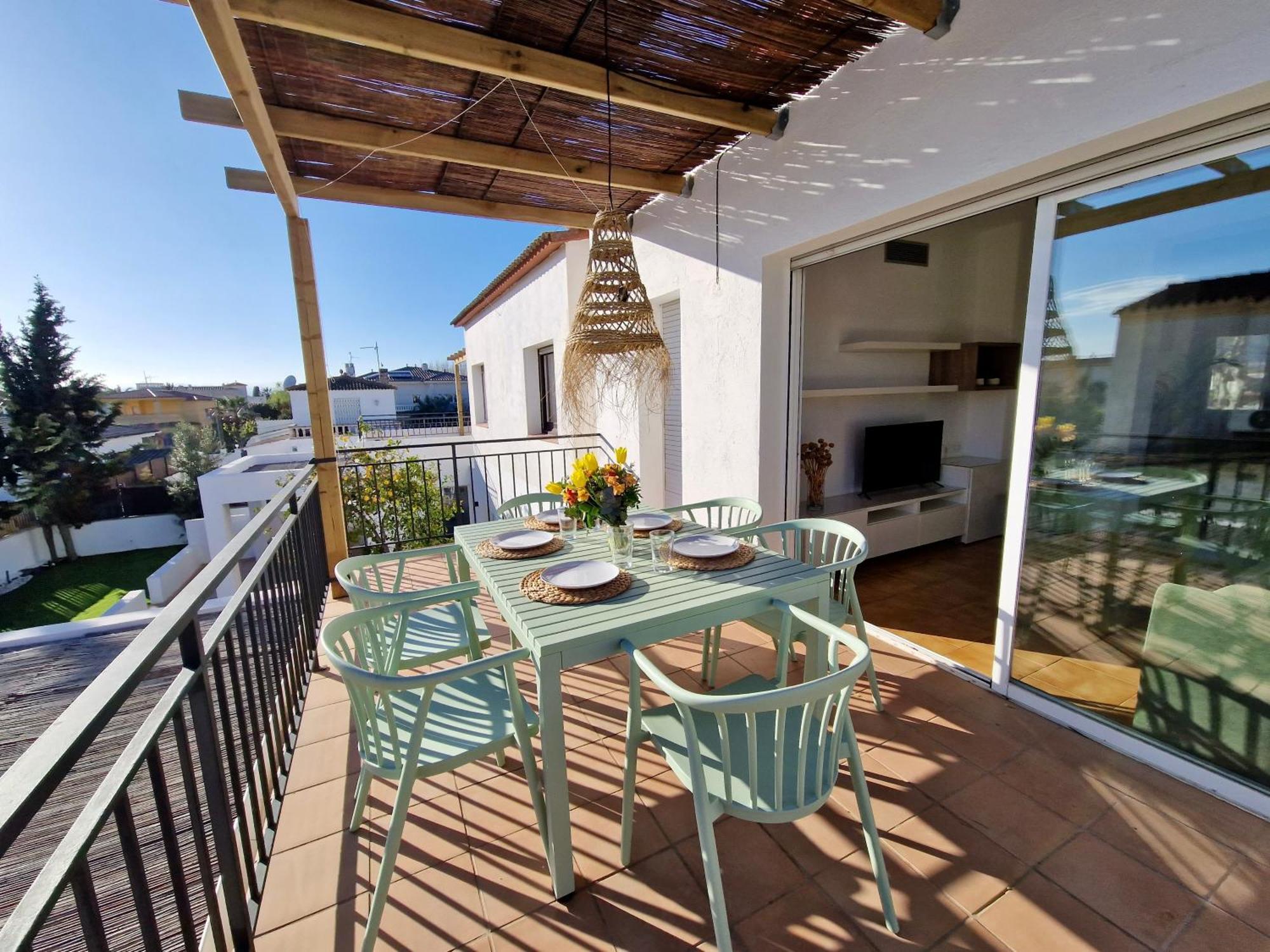 Gorgot P1 I Apartamento Con Terraza Y Piscina Comunitaria Cerca De La Playa Empuriabrava Buitenkant foto