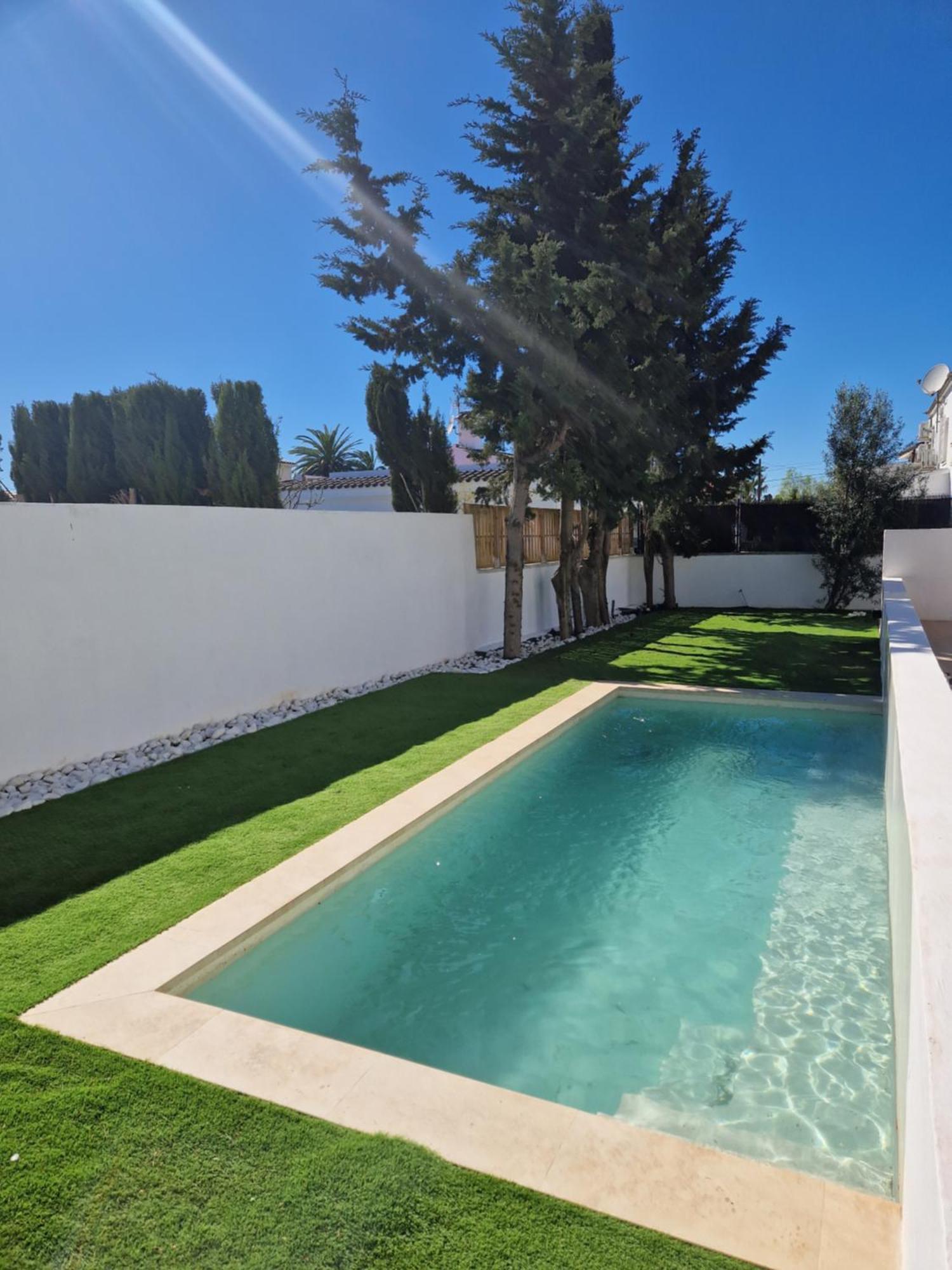 Gorgot P1 I Apartamento Con Terraza Y Piscina Comunitaria Cerca De La Playa Empuriabrava Buitenkant foto